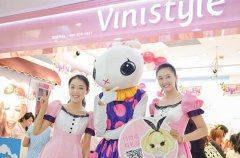 关店潮来袭，一家30平化妆品店逆势生长！