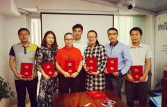 视立美：一副智能眼镜，凭什么每周只忙3天，年赢40万？