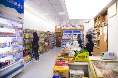 便利店黑马决战最后500米