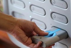 共享充电宝寒冬大逃杀：7家退出 更多在边缘挣扎