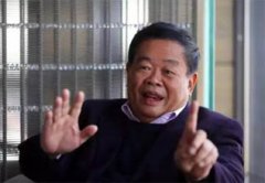曹德旺走出家族接班第一步 正动员大儿子接董事长