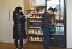 无人货架：疯狂的入局者与短命的风口